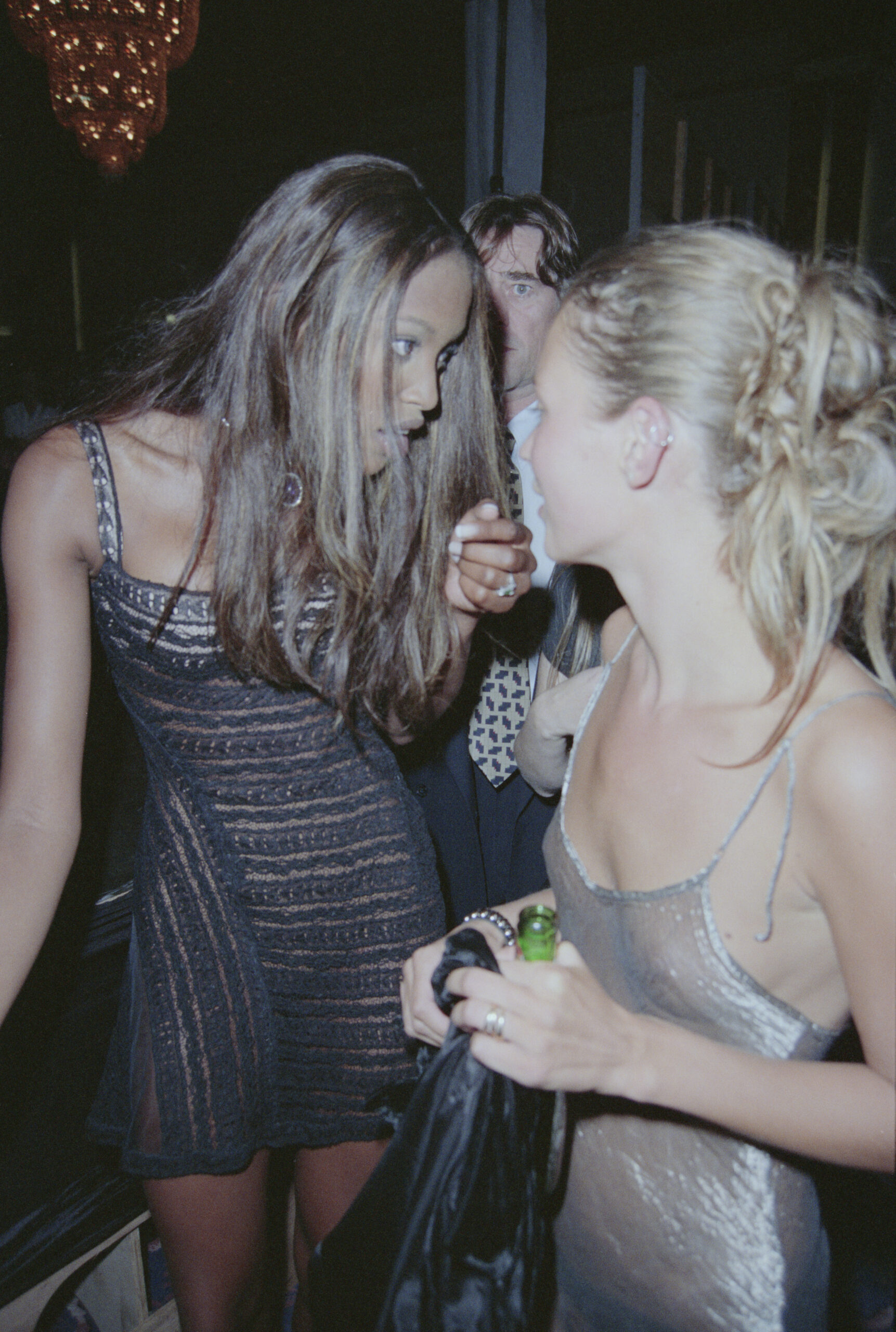 Kate Moss – The queen of grunge glamour 90s cool and chic - изображение 3