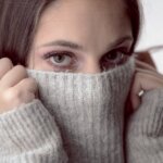 Плетива, но като за подиума: Как да наслояваш без обем — Стайлинг клиника за умните, стилните и леко измръзналите